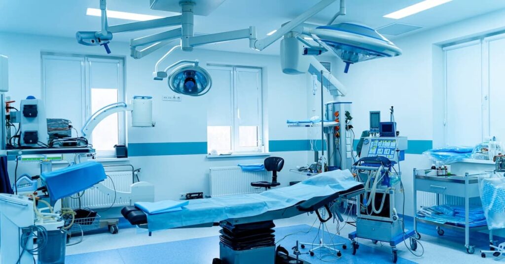 Operating room with modern surgical equipment | Henry Carus + Associates